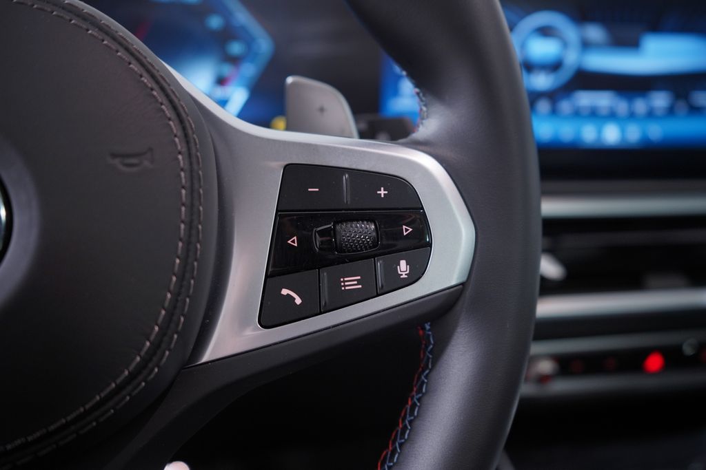 2025 BMW X5 M60i 20