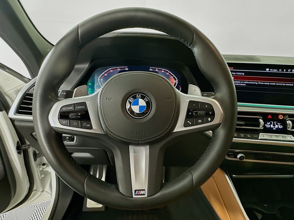 Thumbnail: 2022 BMW X6 - 11