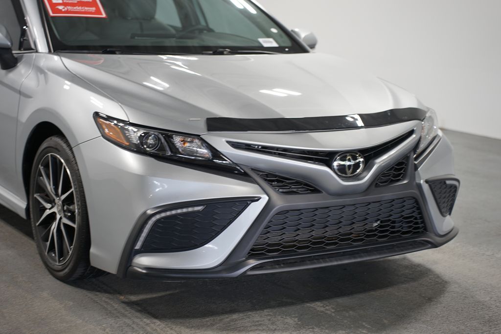 Thumbnail: 2023 Toyota Camry - 4