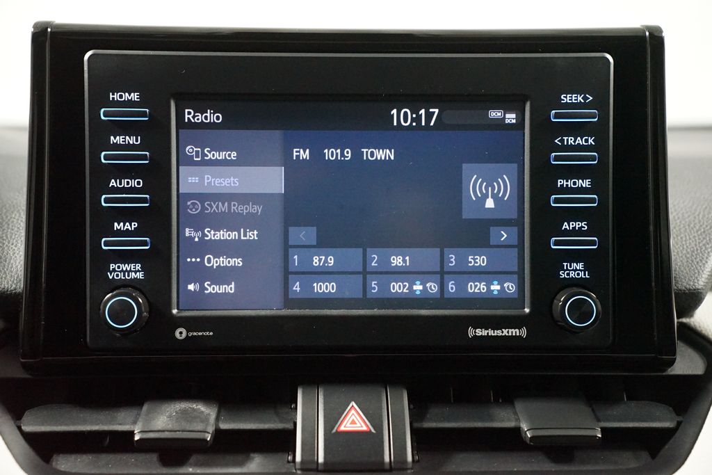 Thumbnail: 2022 Toyota RAV4 - 17