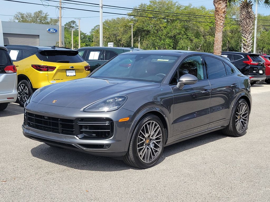 2020 Porsche Cayenne Turbo's photo
