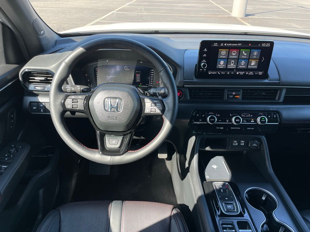 Thumbnail: 2025 Honda Pilot - 11