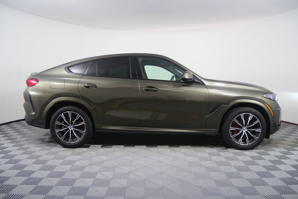Thumbnail: 2024 BMW X6 - 2
