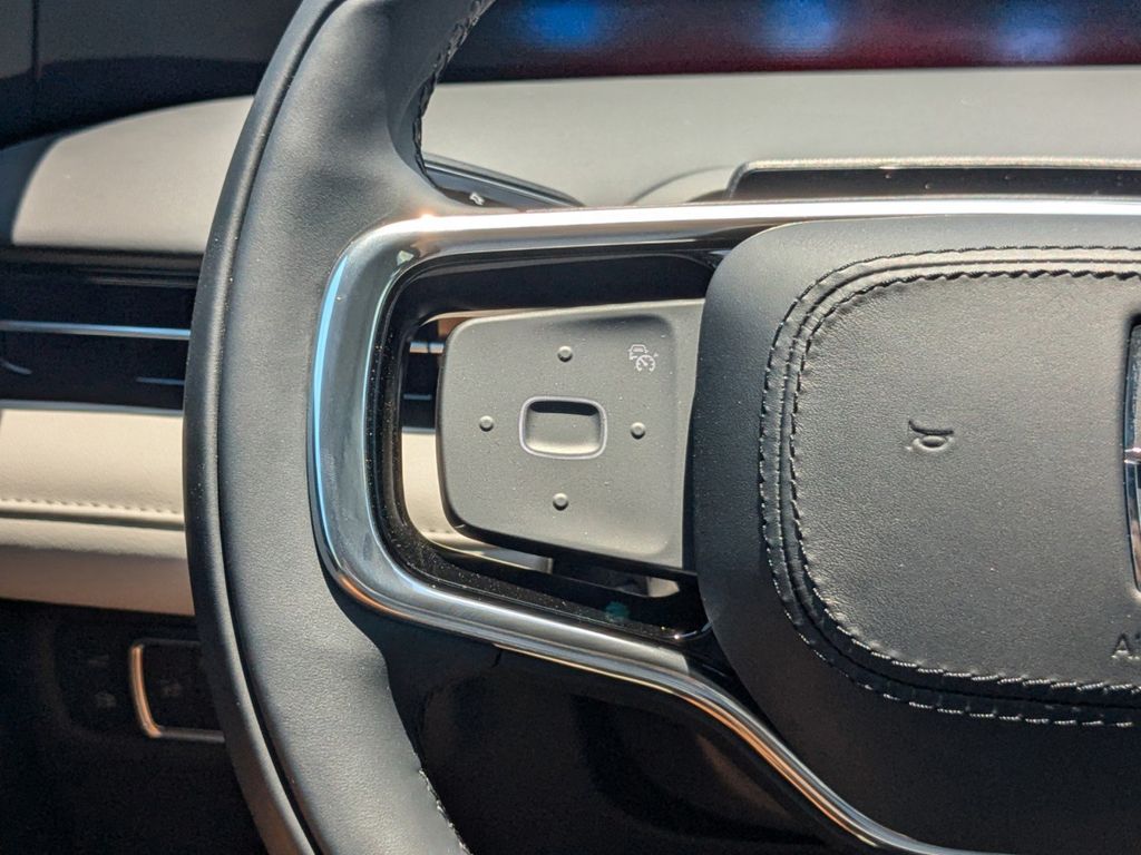 2025 Lincoln Nautilus Hybrid Reserve