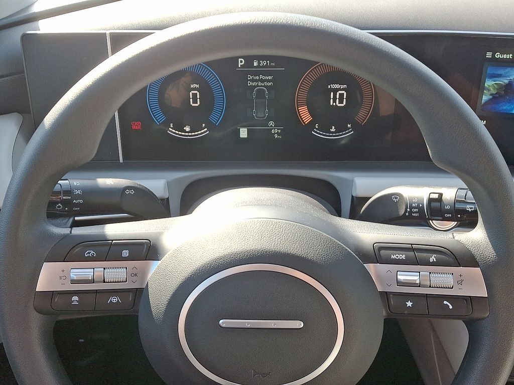 2025 Hyundai Tucson SE 9