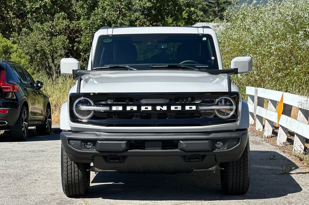 New 2026 White Ford Outer Banks image 9