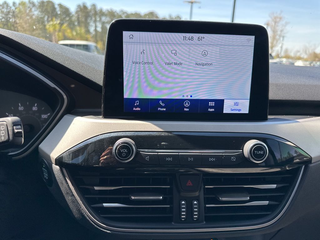 2021 Carbonized Gray Metallic Ford Escape SE FWD SUV