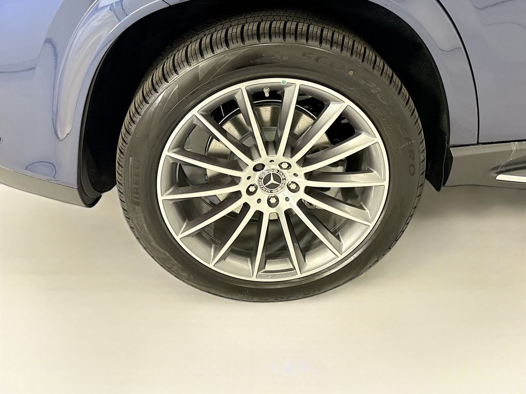 Thumbnail: 2026 Mercedes-Benz GLE - 32