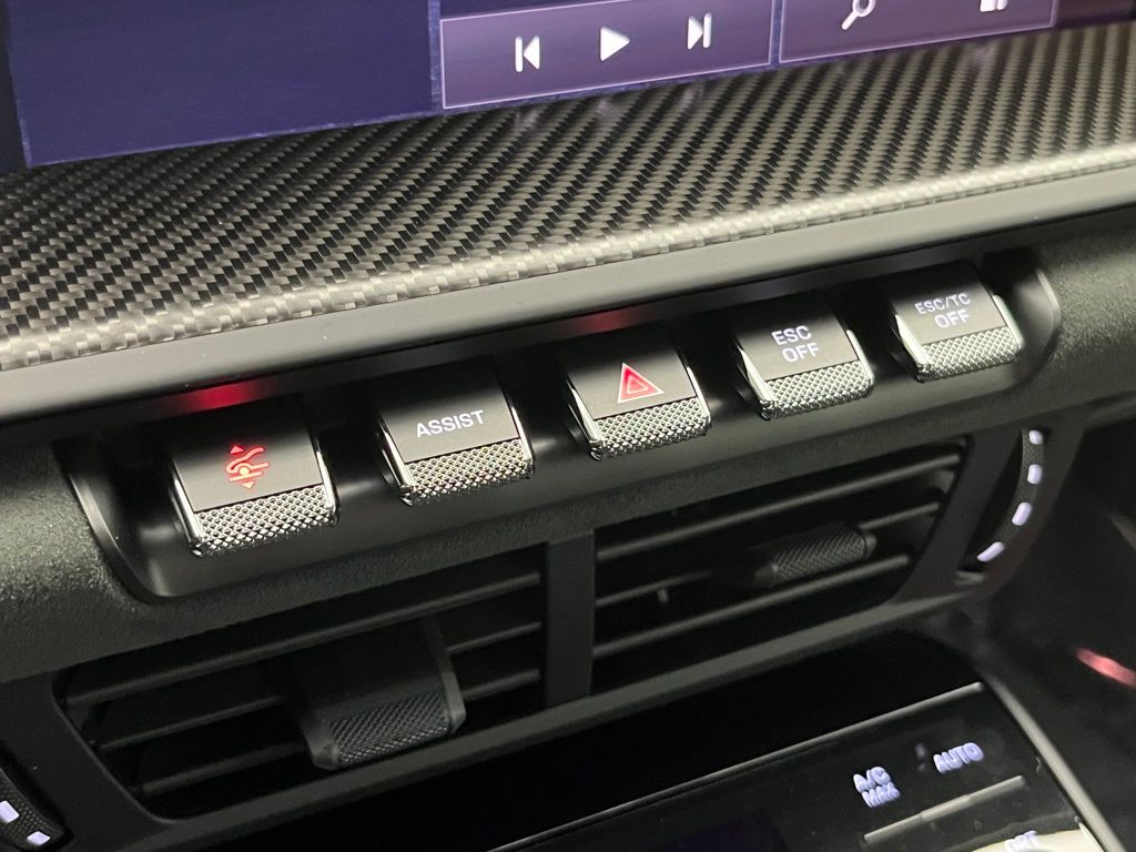 Thumbnail: 2026 Porsche 911 - 19