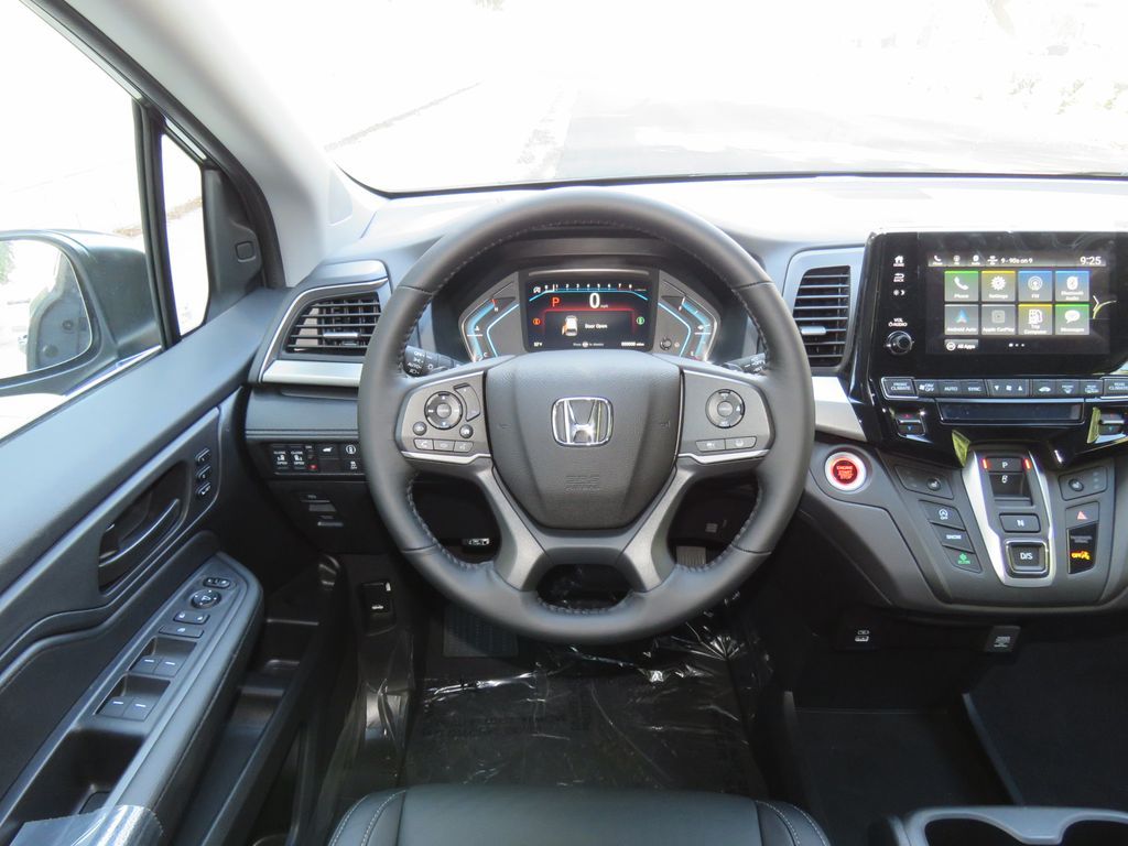 Thumbnail: 2026 Honda Odyssey - 13