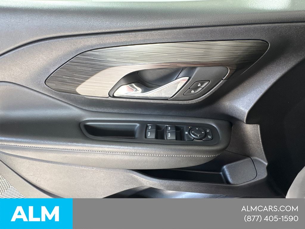 Used 2024 Silver GMC SLE image 13