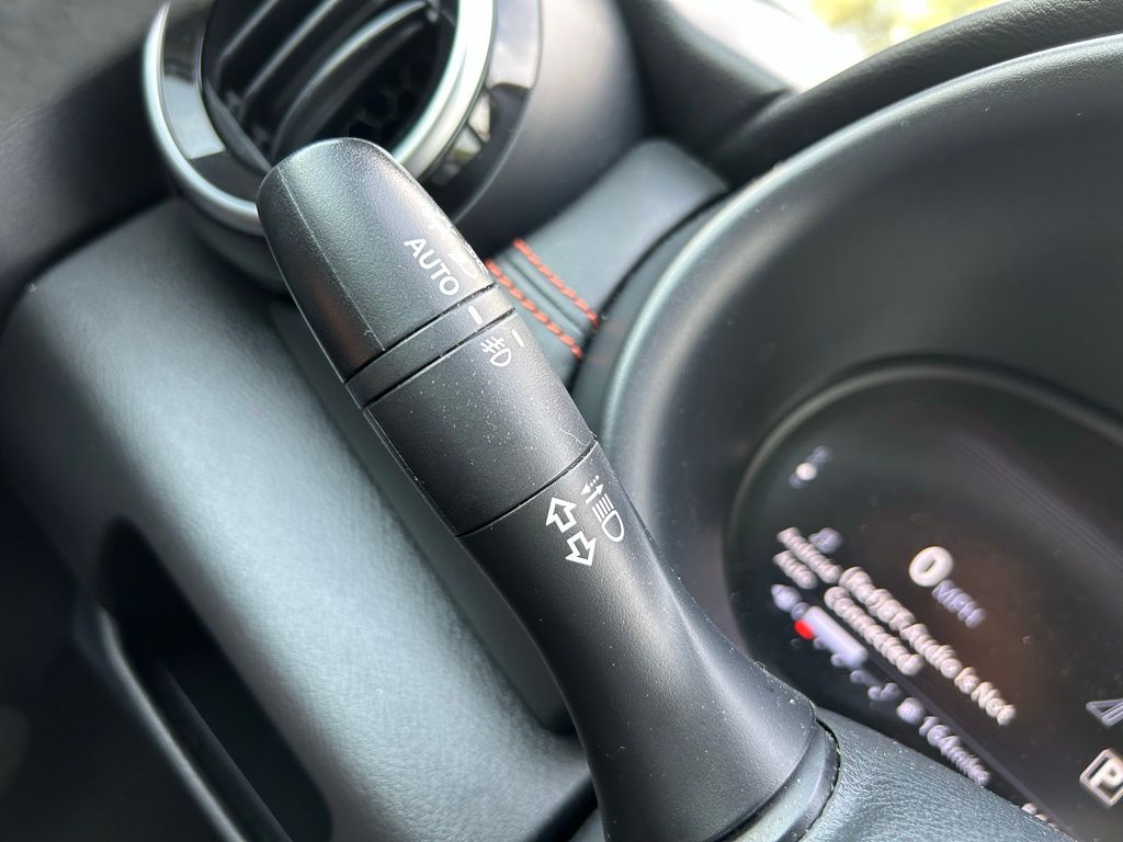 Thumbnail: 2021 Nissan Kicks - 24
