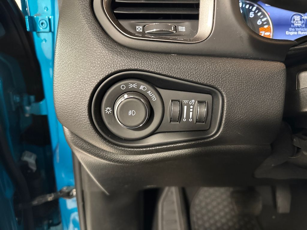 used 2022 Jeep Renegade car, priced at $20,394