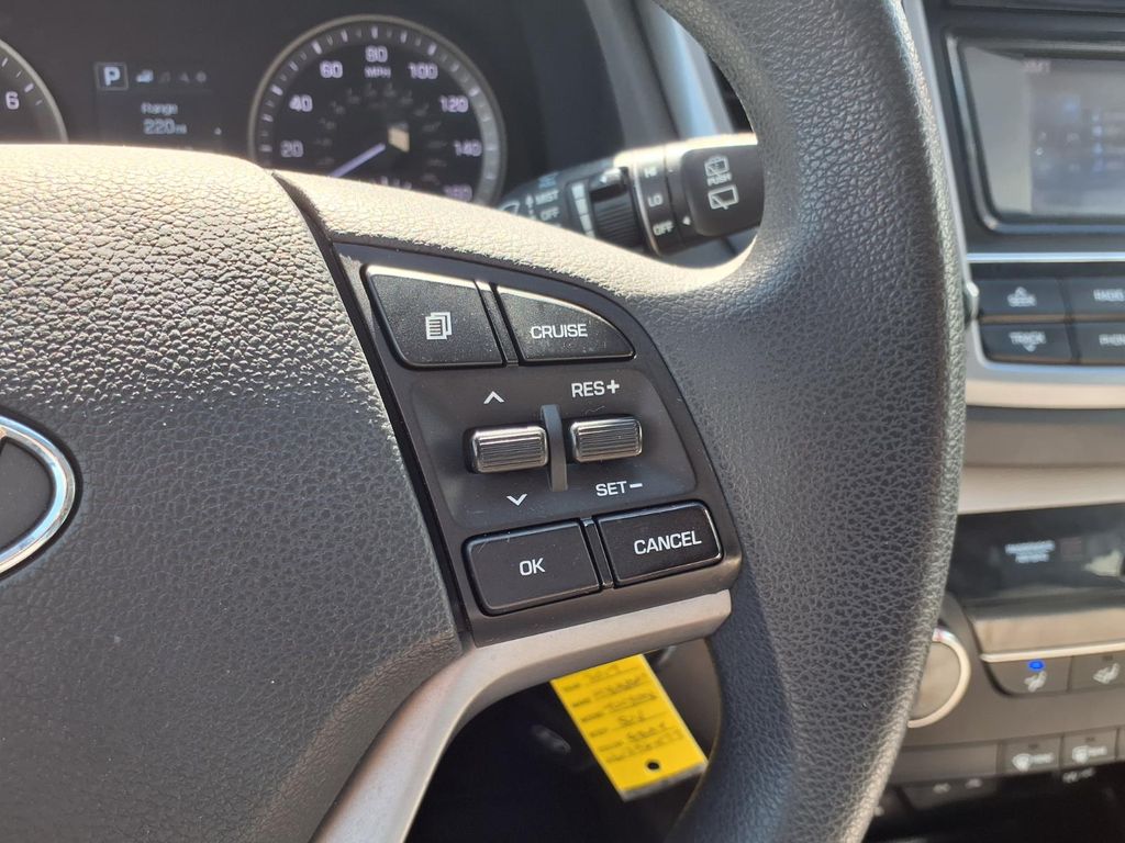 2017 Hyundai Tucson SE Silver at Baytown Hyundai
