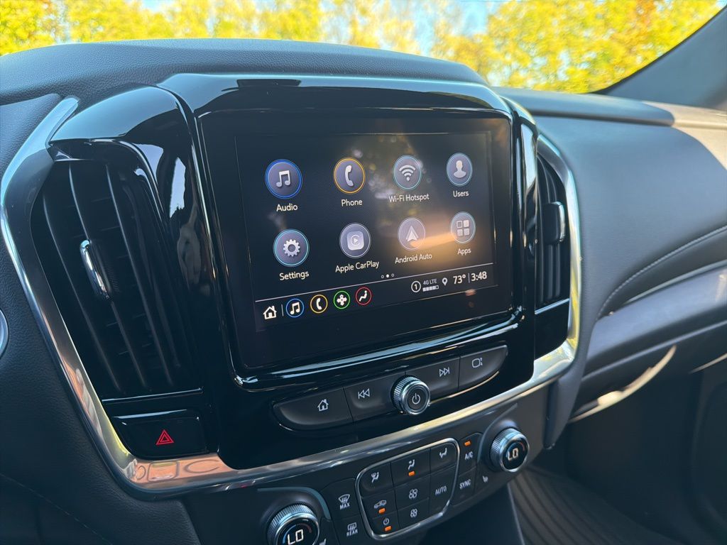 Thumbnail: 2023 Chevrolet Traverse - 32