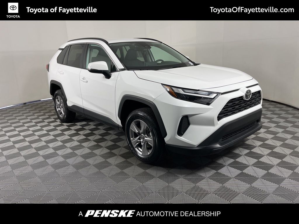 2023 Toyota RAV4 XLE 14