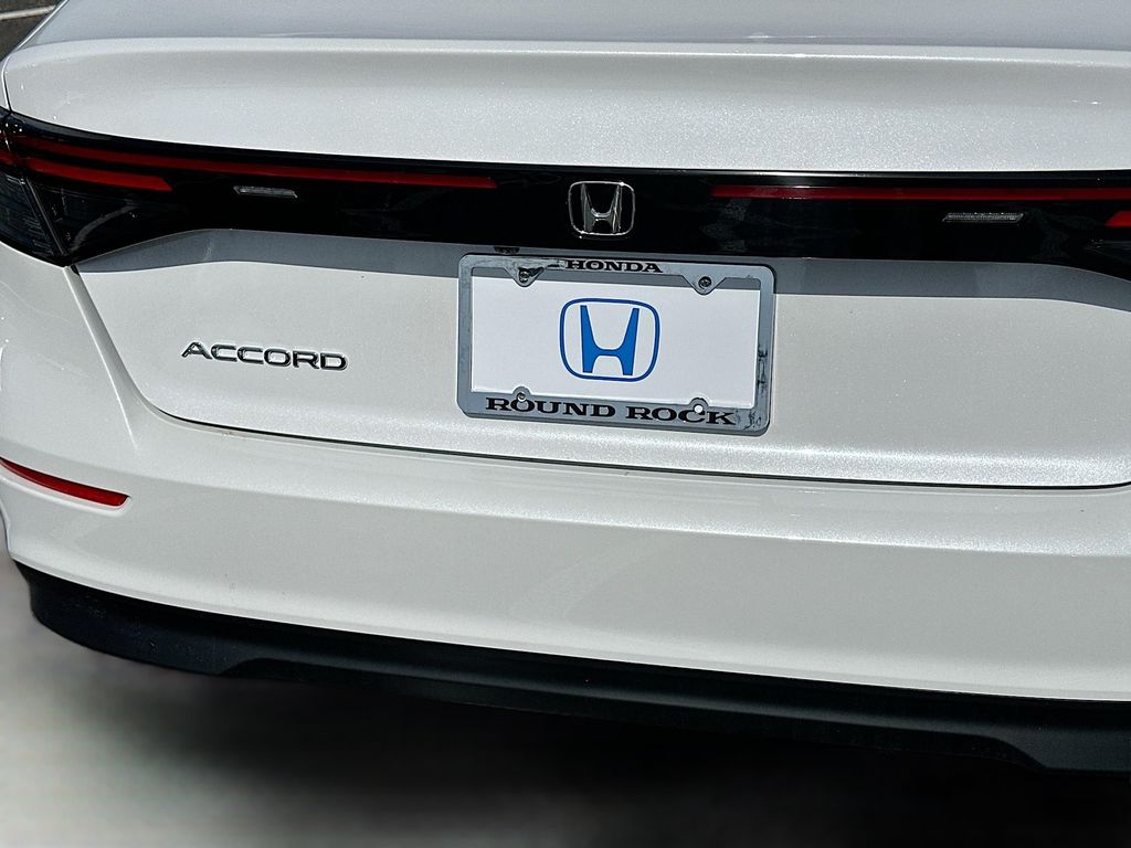 2025 Honda Accord LX 19