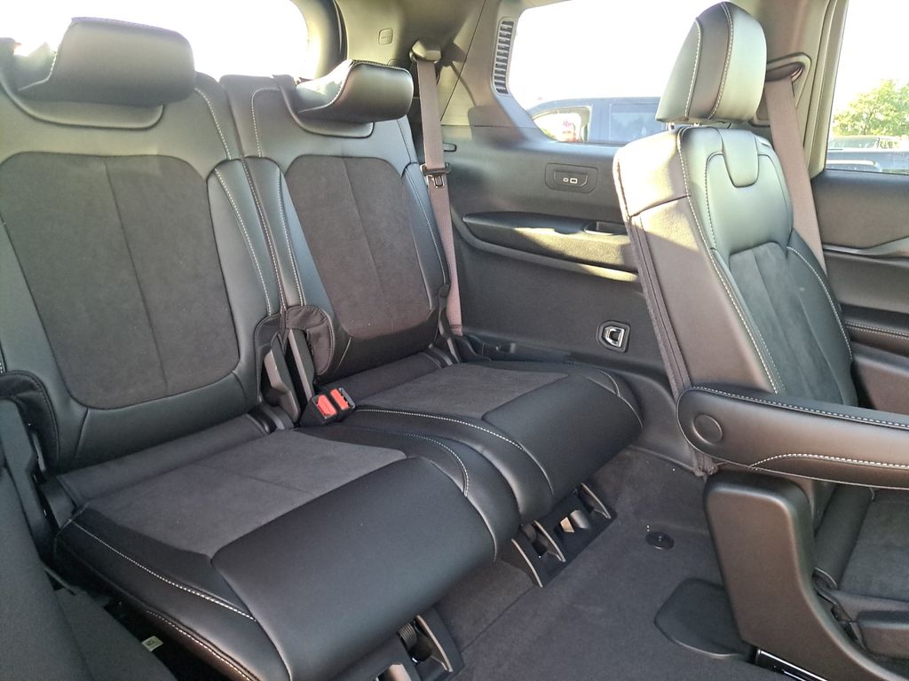 New Car 2025 Jeep Grand Cherokee L  Altitude X For Sale Under $40,000 In Austin, Texas