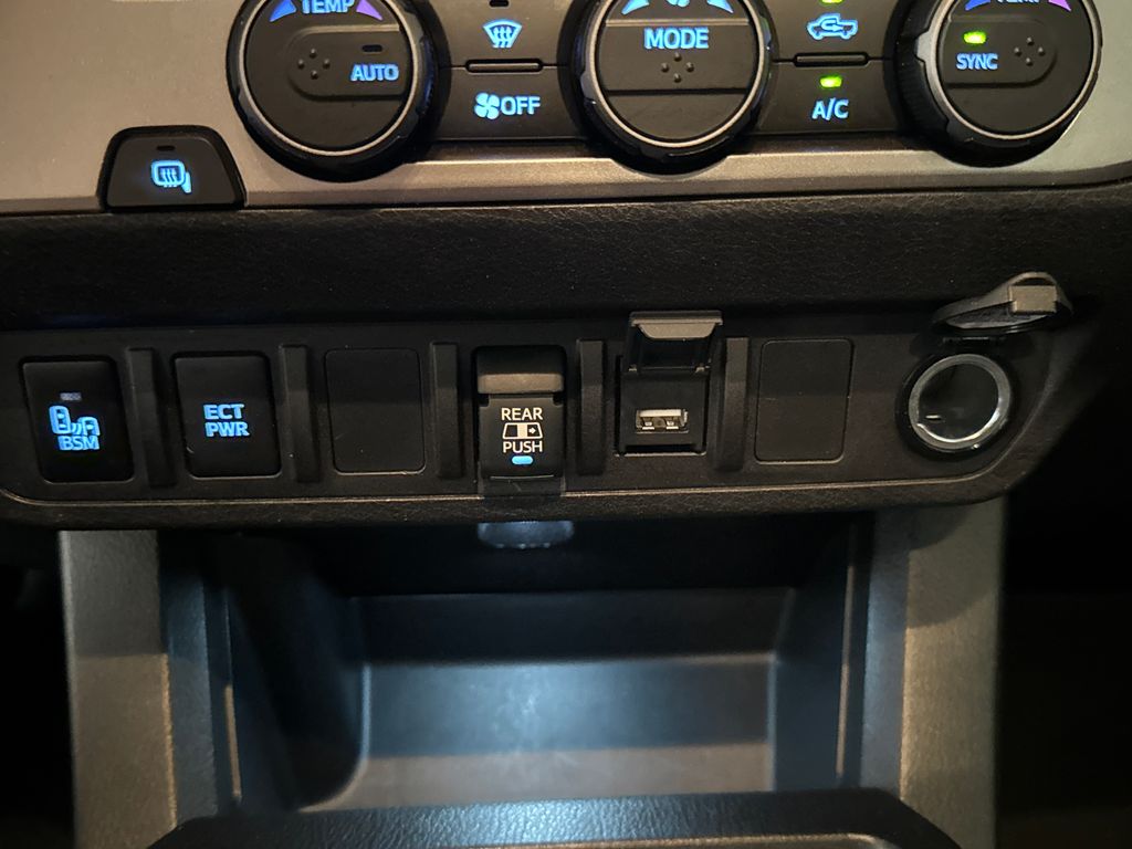 Certified Used 2022 Red Toyota SR5 image 28