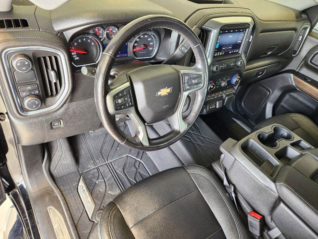 2019 Chevrolet Silverado 1500 LT 2