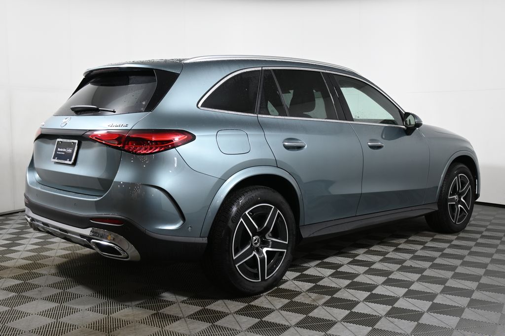 Thumbnail: 2026 Mercedes-Benz GLC - 7