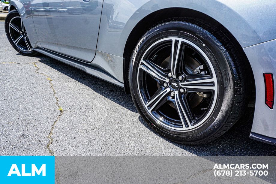 Used 2024 Silver Ford EcoBoost Premium image 22