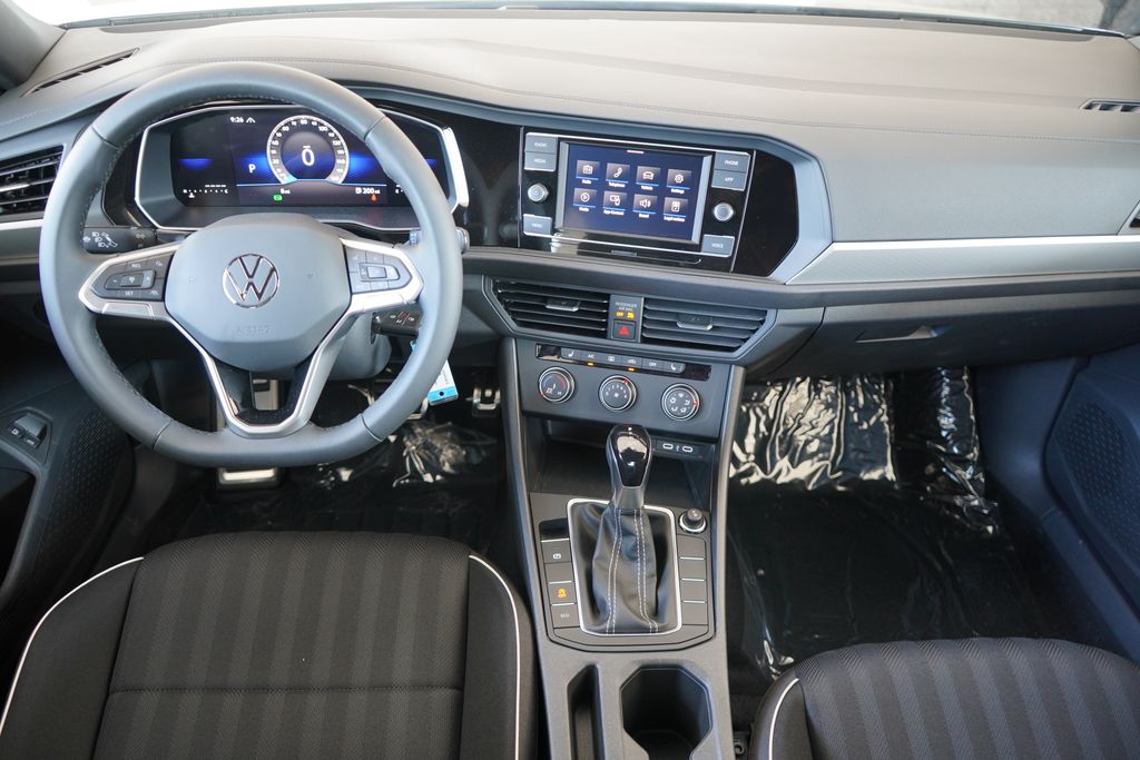 2024 Volkswagen Jetta 1.5T Sport 11