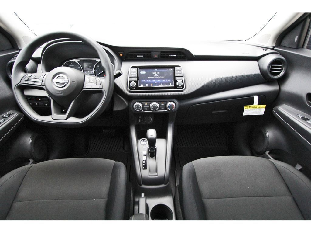 2025 Nissan Kicks Play S - 8