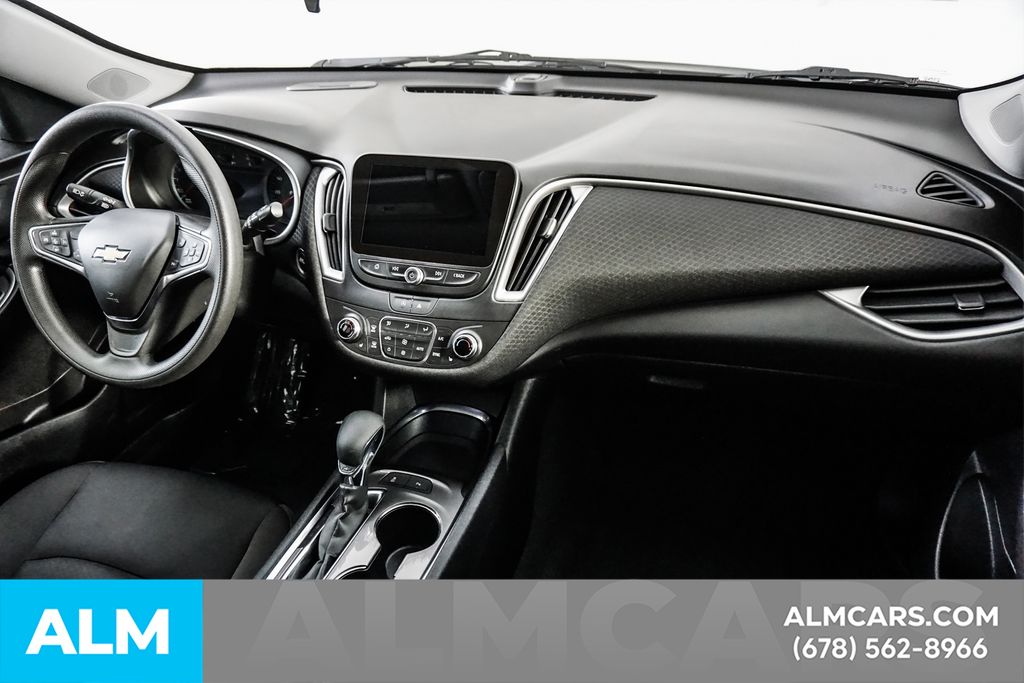Used 2024 White Chevrolet LT image 21