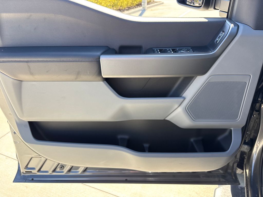 New 2026 Gray Ford XL image 15
