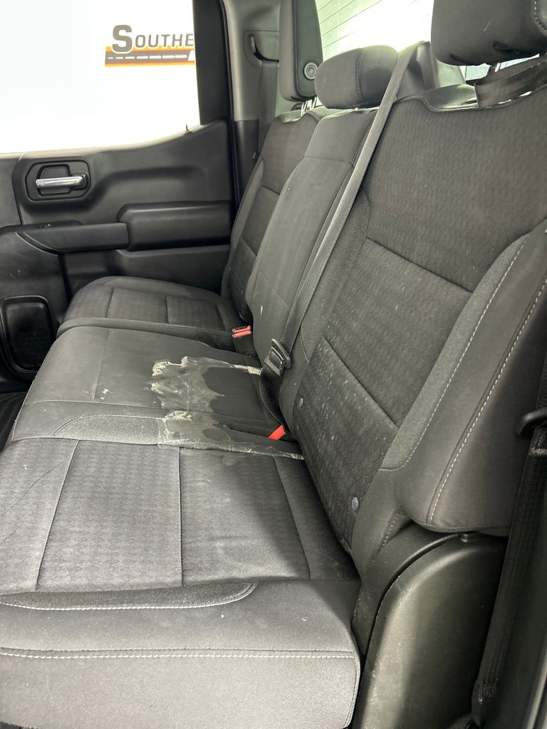 Used 2022 Gray Chevrolet Custom image 19
