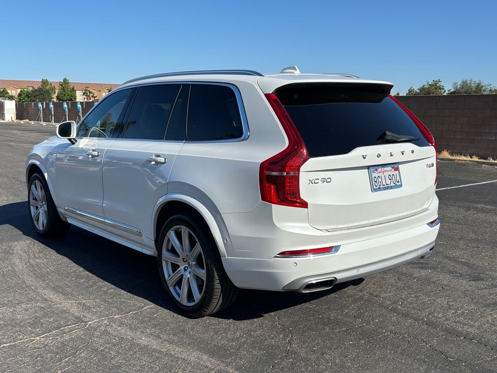 Thumbnail: 2018 Volvo XC90 - 7
