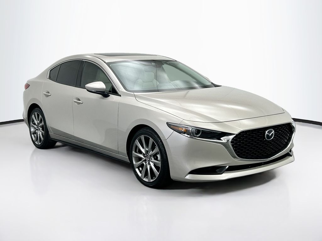 Thumbnail: 2022 Mazda Mazda3 - 3