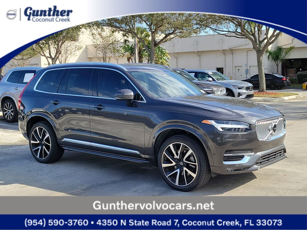 2023 Volvo XC90 B6 Plus Bright Theme 6-Passenger AWD