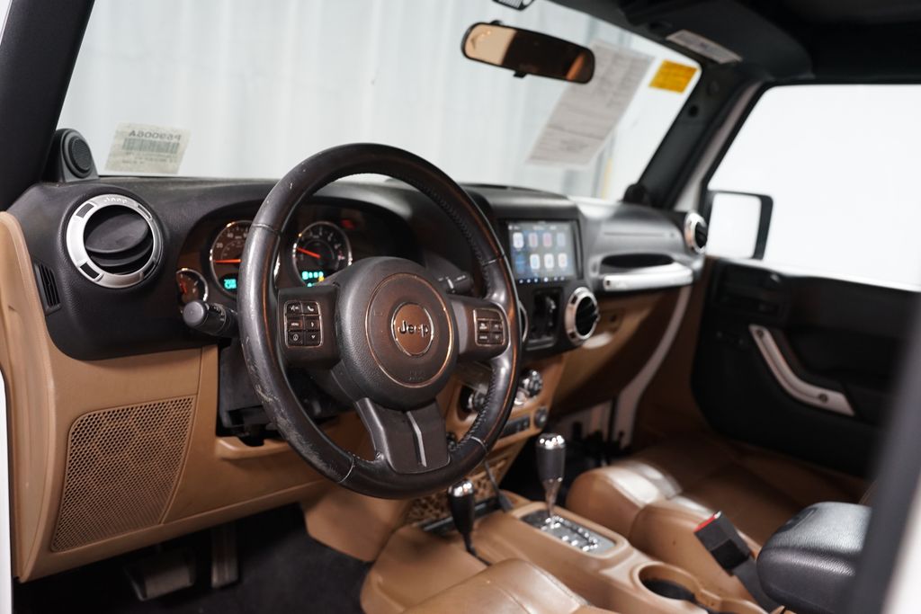 Thumbnail: 2012 Jeep Wrangler - 7