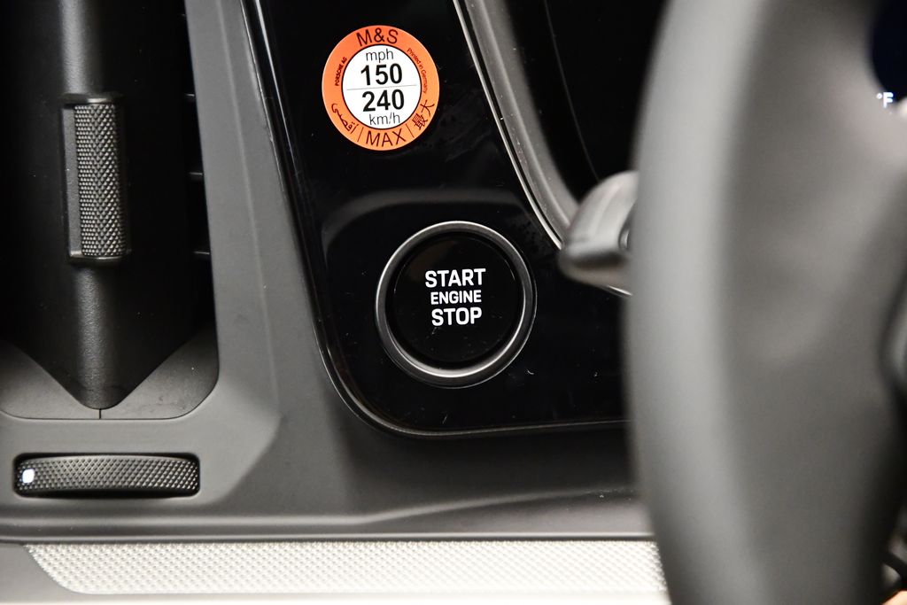 Thumbnail: 2025 Porsche  - 21