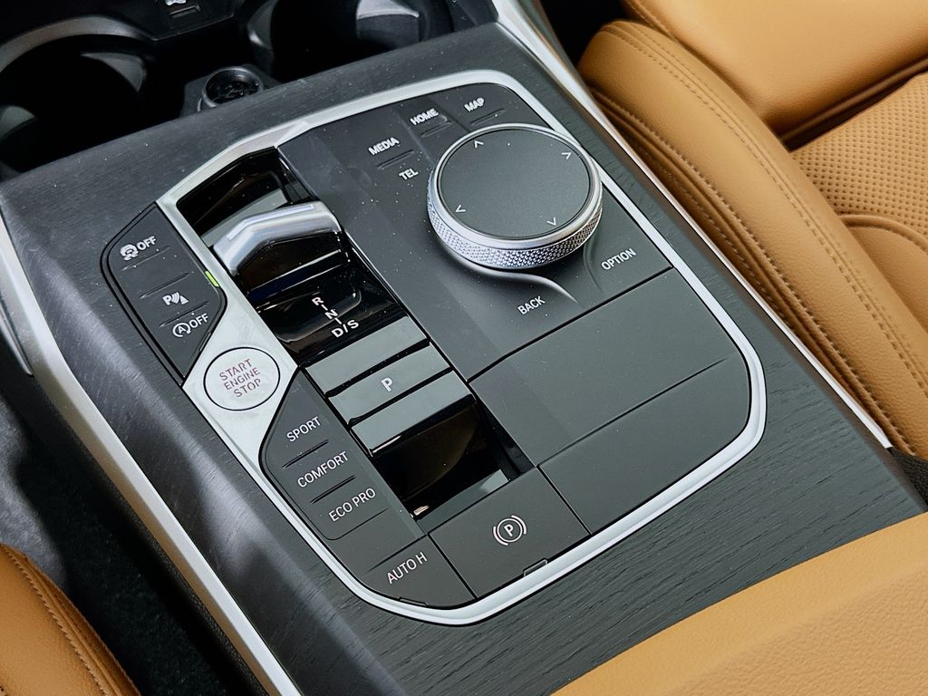 Thumbnail: 2024 BMW 3 Series - 15