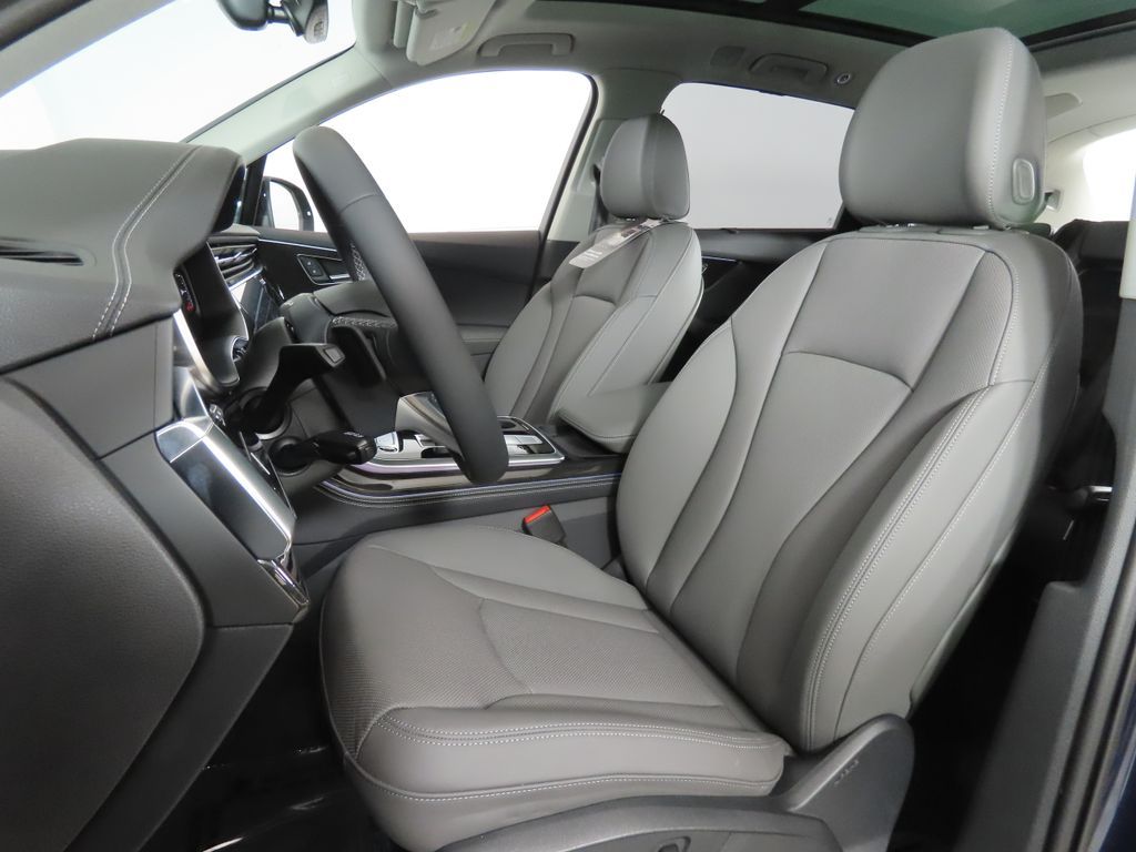 Thumbnail: 2026 Audi Q7 - 32