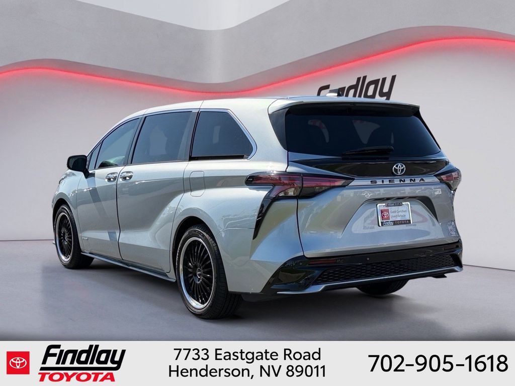 Used 2021 Toyota Sienna Van