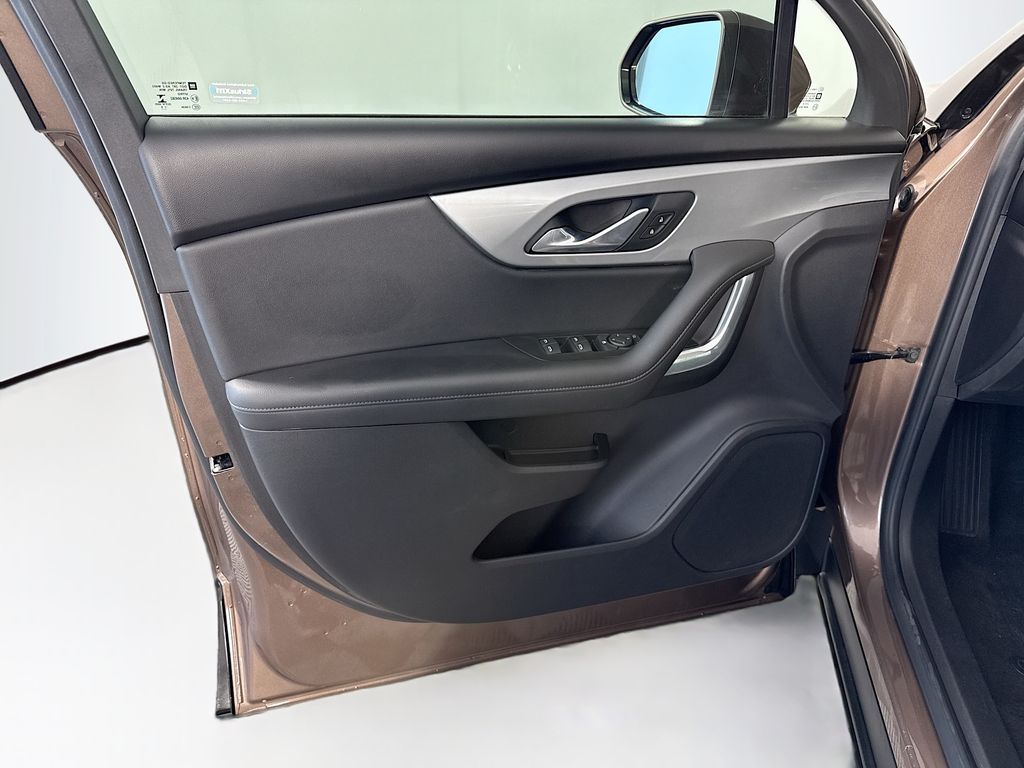 Thumbnail: 2019 Chevrolet Blazer - 24