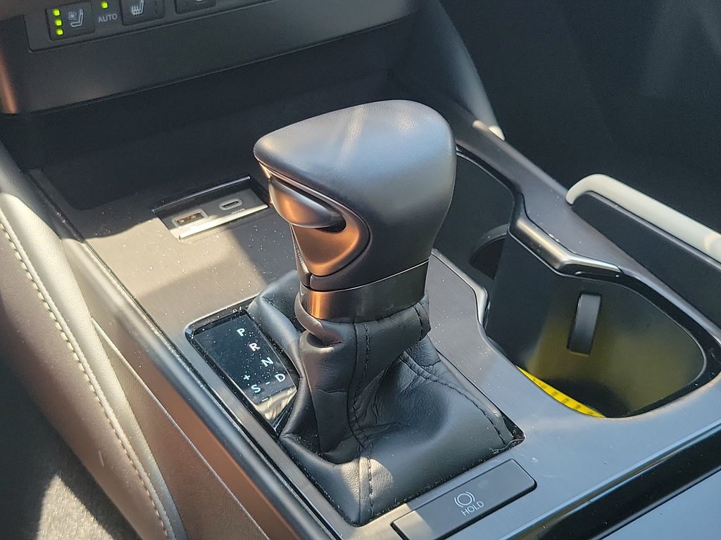 used 2025 Lexus ES car, priced at $45,998