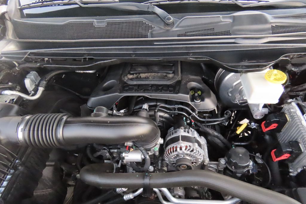 Thumbnail: 2019 RAM 1500 - 28