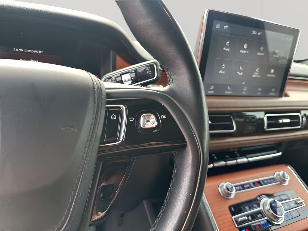 Used Car 2020 Lincoln Aviator  Reserve For Sale Under $25,000 In Austin, Texas