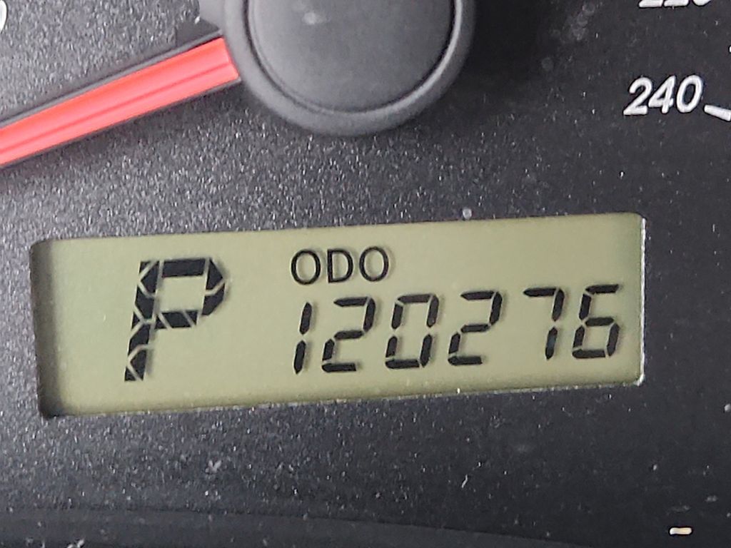 Thumbnail: 2013 Toyota Corolla - 18