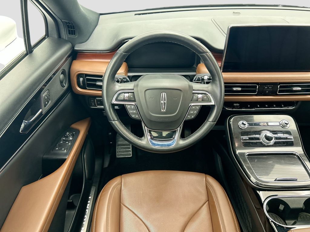 Thumbnail: 2022 Lincoln Nautilus - 12