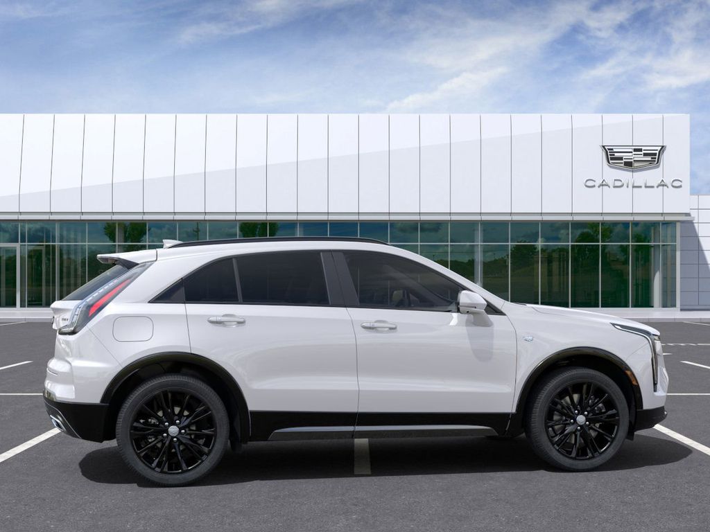 2025 Cadillac XT4 Sport 5