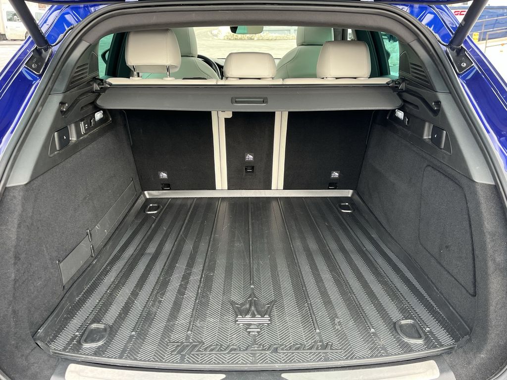 Thumbnail: 2023 Maserati Grecale - 25