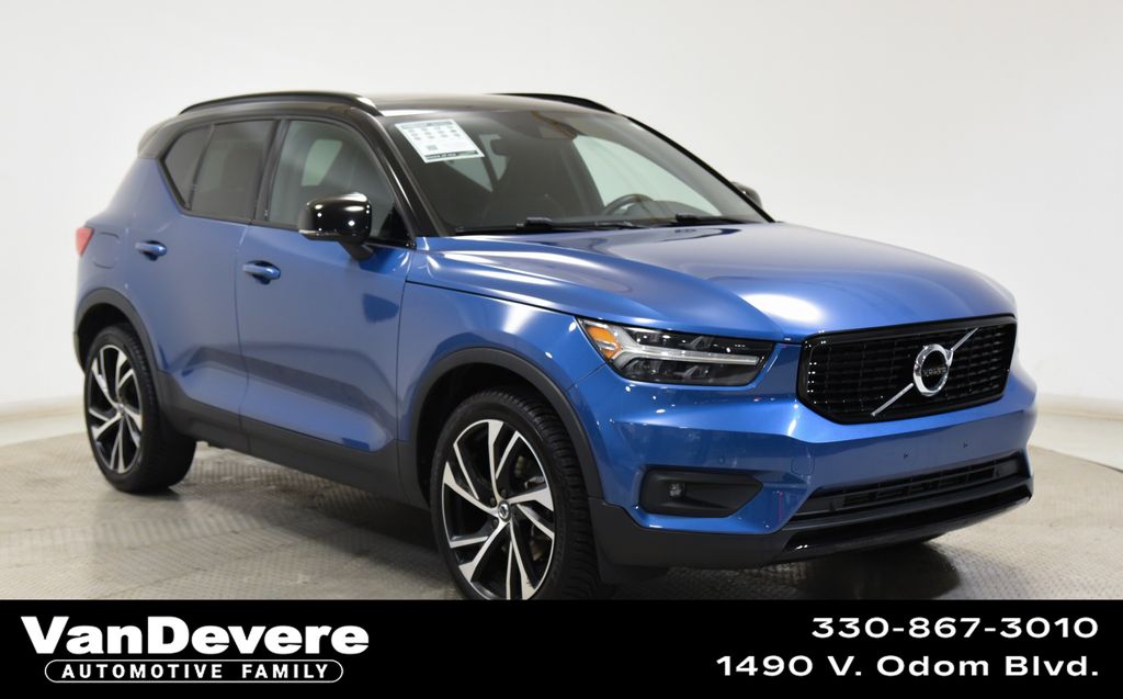 Blue Metallic 2020 Volvo XC40 T5 R-Design AWD SUV / Crossover All-Wheel Drive Automatic