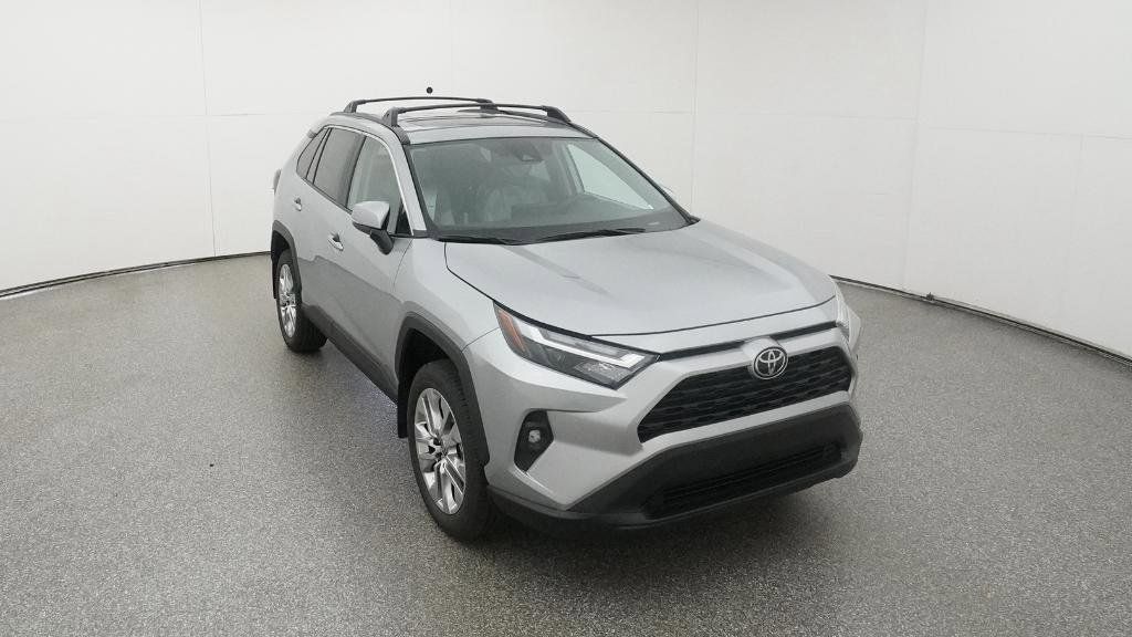 Thumbnail: 2025 Toyota RAV4 - 7