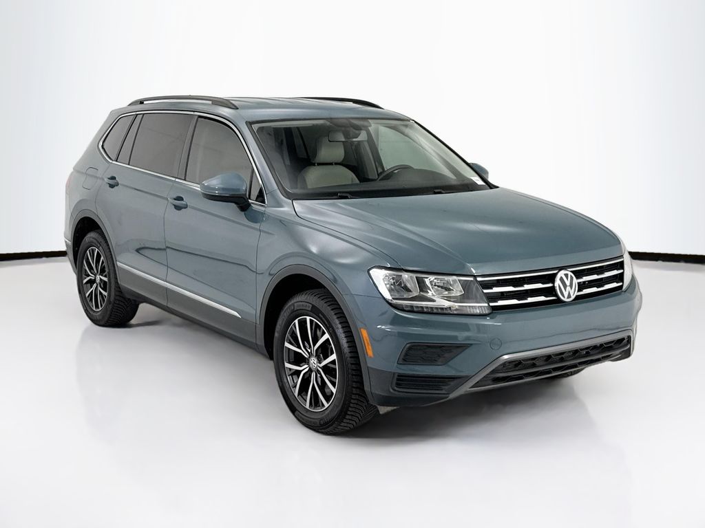 Thumbnail: 2020 Volkswagen Tiguan - 3